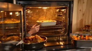 Éteindre le four avant la fin : 9 recettes qui continuent de cuire seules, voici pourquoi